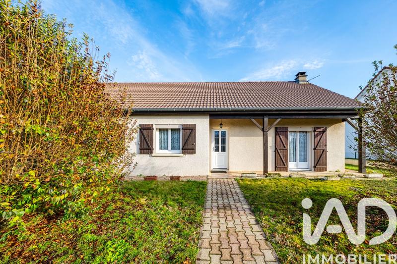 Maison - 88 m² - 4 pièces