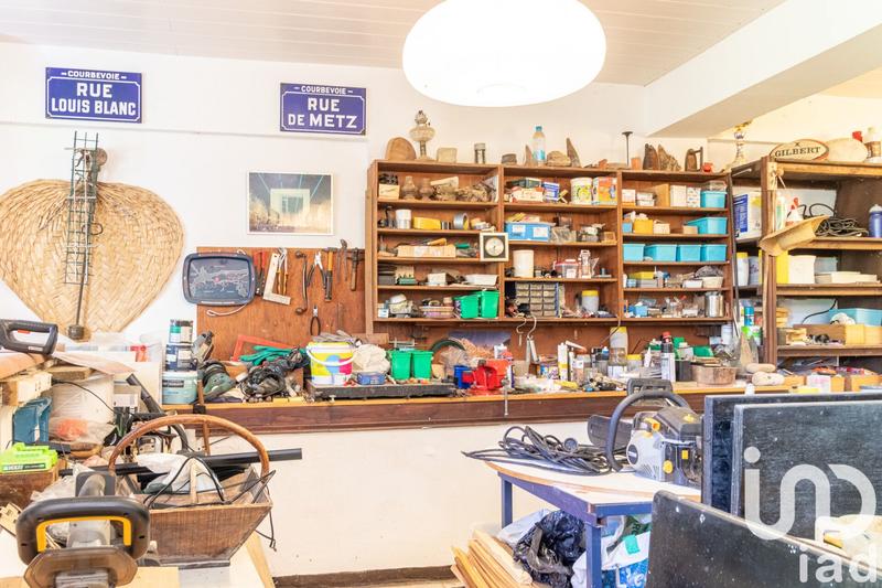 Maison - 370 m² - 8 pièces