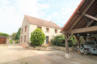 Maison - 230 m² - 7 pièces