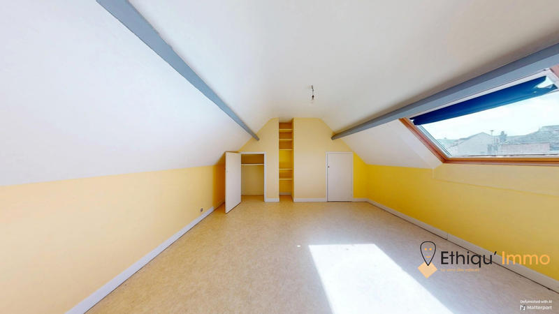 Maison - 144 m² - 2 pièces