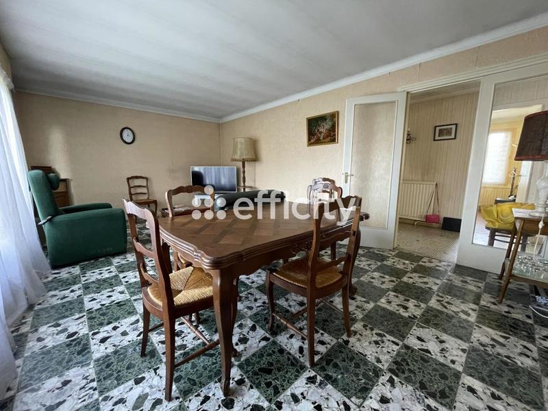 Maison - 165 m² - 5 pièces