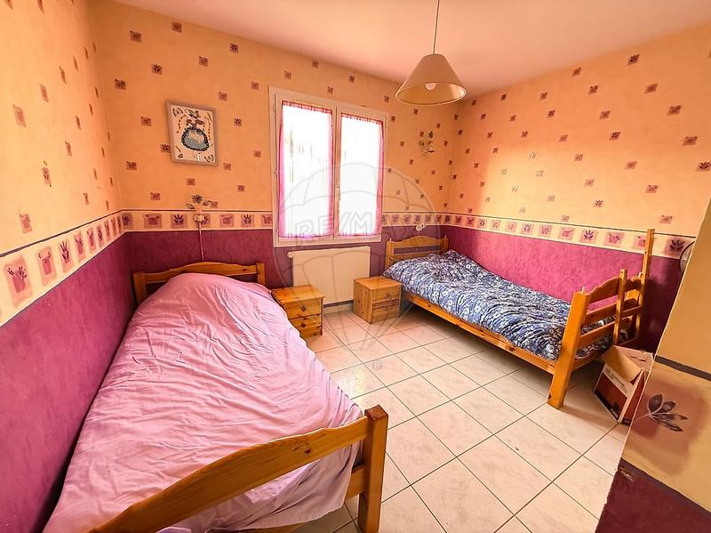 Maison - 93 m² - 4 pièces