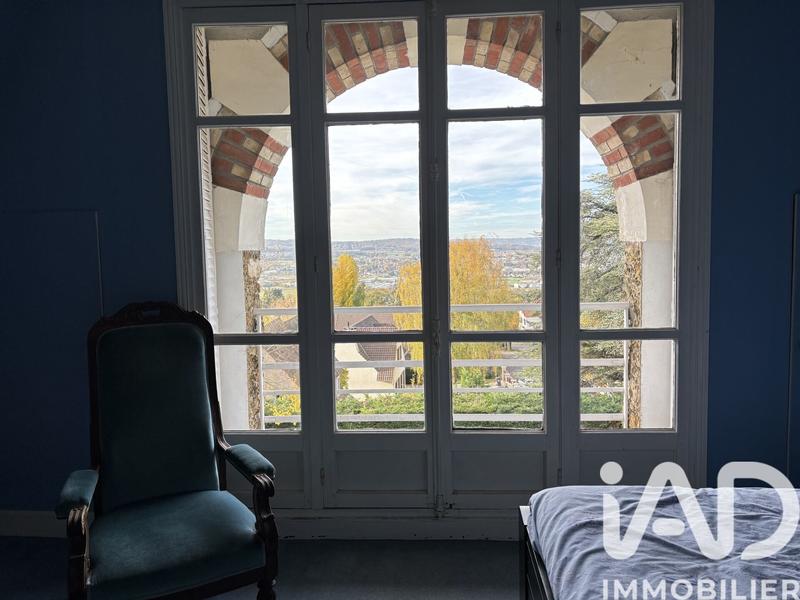 Maison - 200 m² - 8 pièces