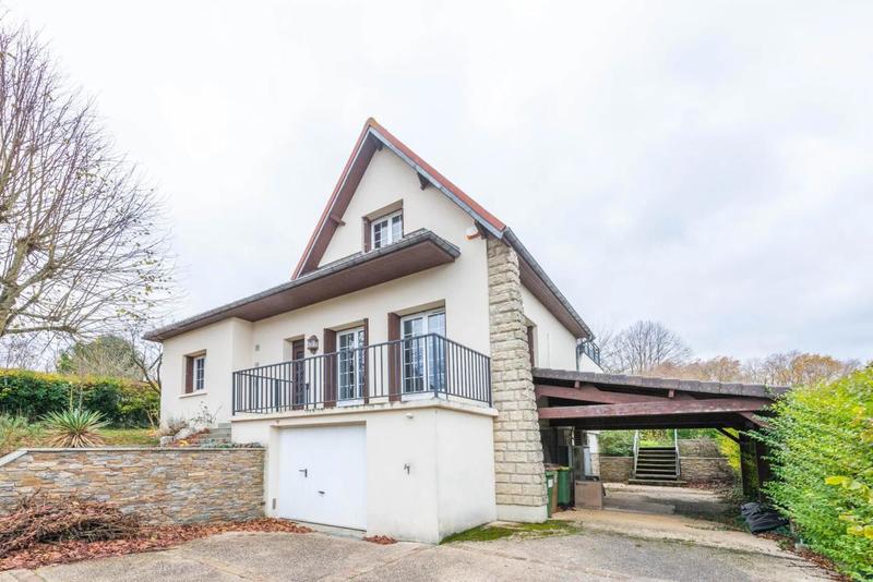 Maison - 122 m² - 5 pièces