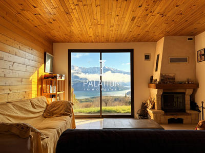 Maison - 88 m² - 3 pièces