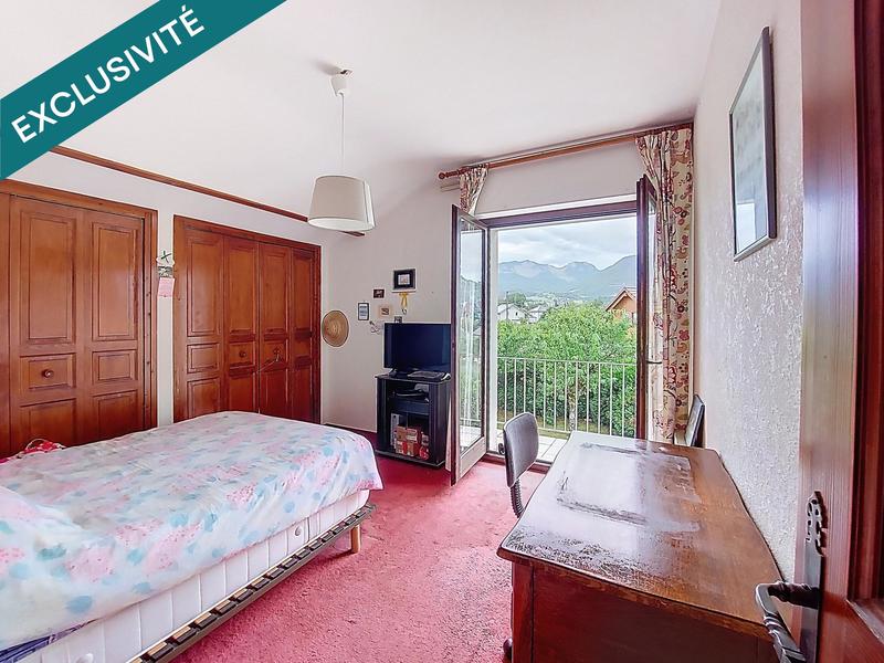 Maison - 201 m² - 7 pièces