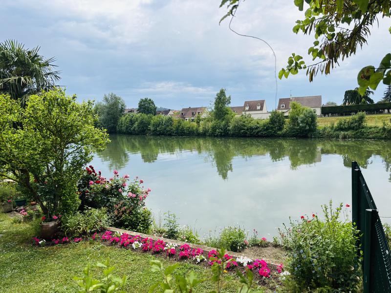 Maison - 92 m² - 5 pièces