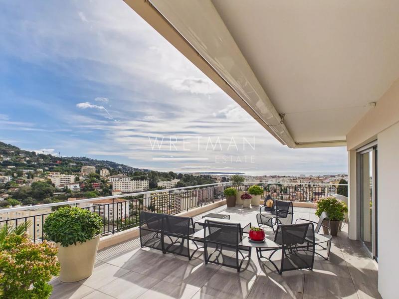 Appartement - 123 m² - 4 pièces