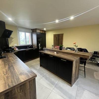 Maison - 146 m² - 6 pièces