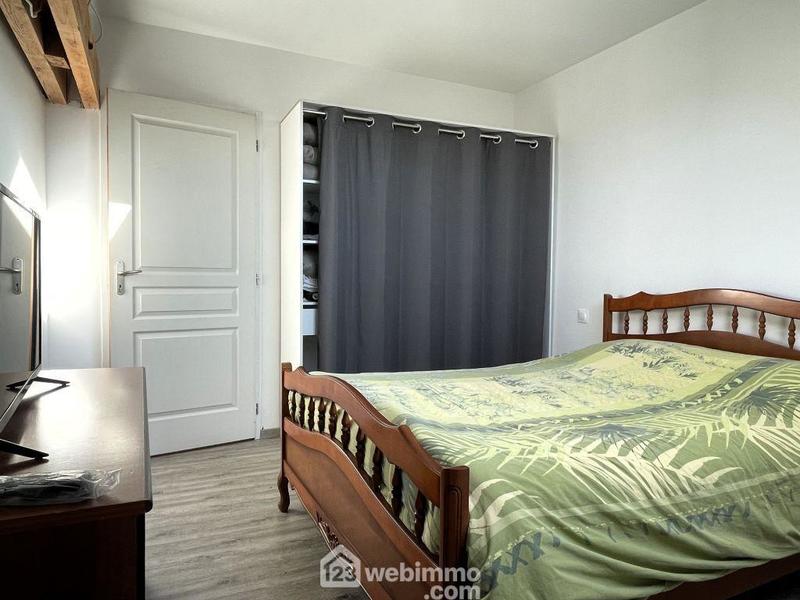 Maison - 280 m² - 10 pièces