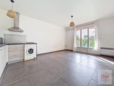 Studio - 26 m² - 1 pièce