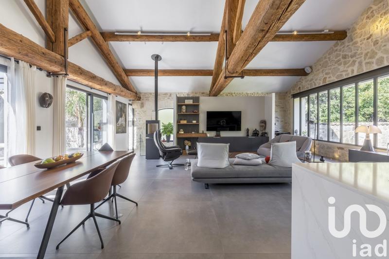 Maison - 207 m² - 4 pièces