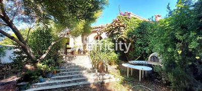 Maison - 154 m² - 6 pièces