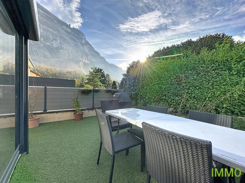 Maison - 111 m² - 5 pièces