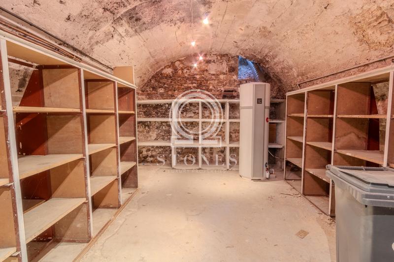 Maison ancienne - 207 m² - 6 pièces