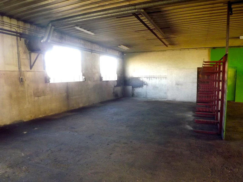 Local commercial - 820 m²