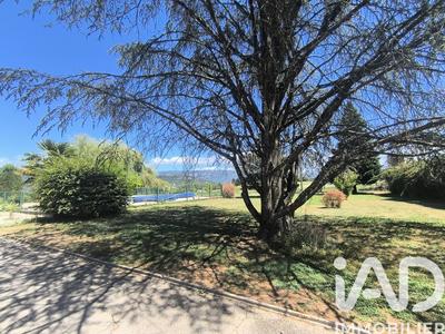 Maison - 180 m² - 8 pièces