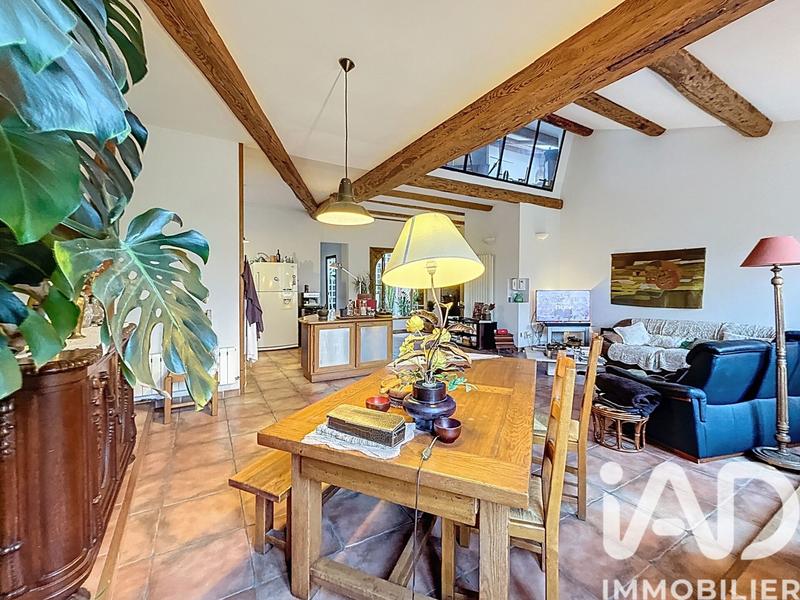 Appartement - 200 m² - 5 pièces