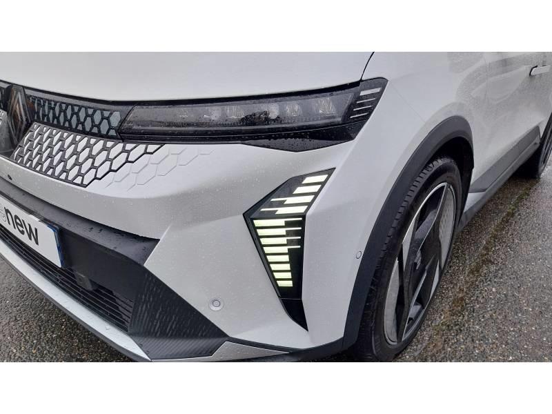 Renault Scénic E-Tech electrique 220 ch grande autonomie Techno Iconic