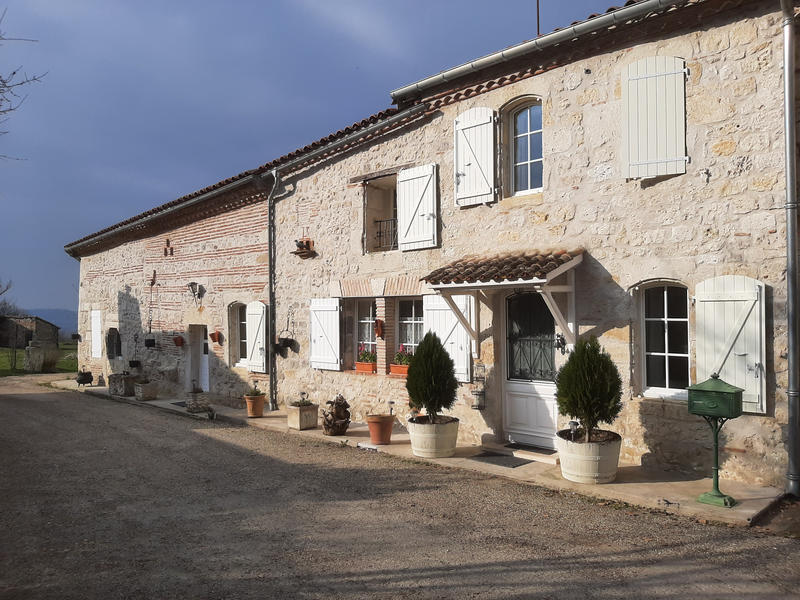 Maison - 210 m² - 6 pièces