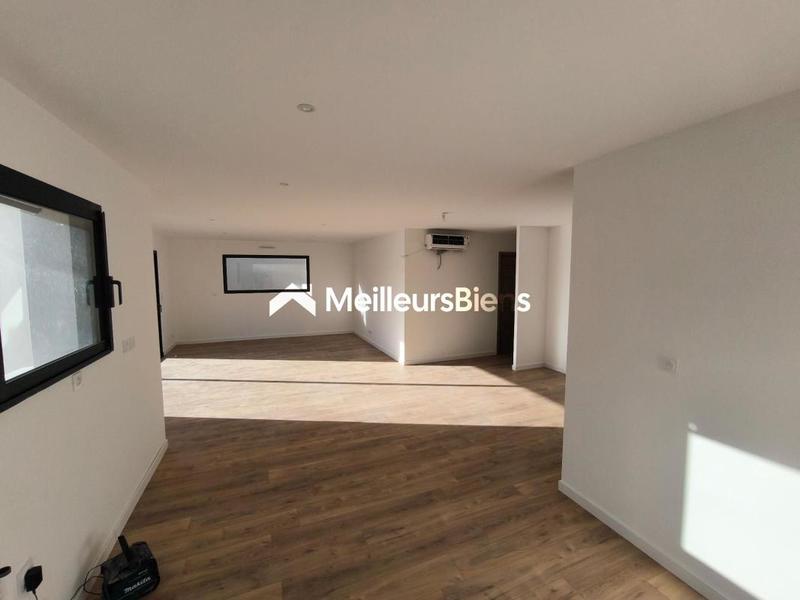 Maison - 96 m² - 5 pièces