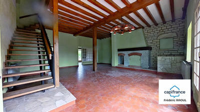 Maison - 215 m² - 6 pièces