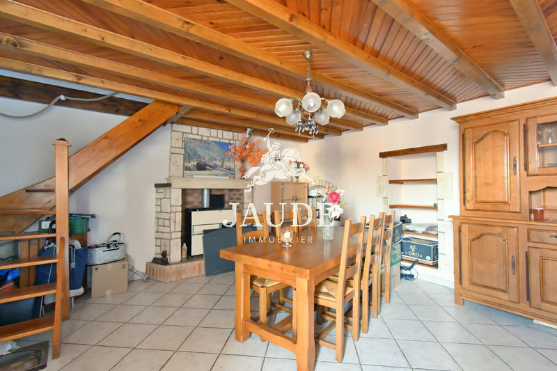 Maison - 85 m² - 5 pièces