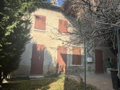 Maison de village - 115 m² - 4 pièces