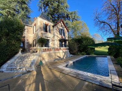 Maison - 164 m² - 5 pièces