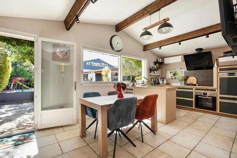 Villa - 147 m² - 6 pièces