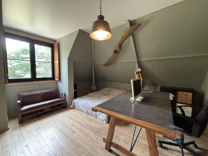 Maison ancienne - 370 m² - 12 pièces