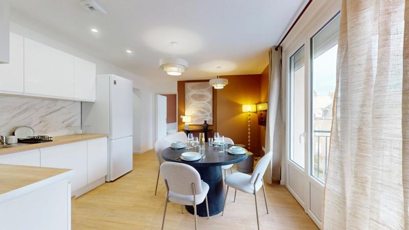 Appartement - 75 m² - 5 pièces