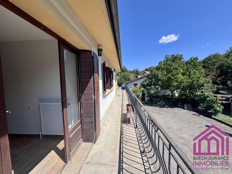 Maison - 199 m² - 10 pièces