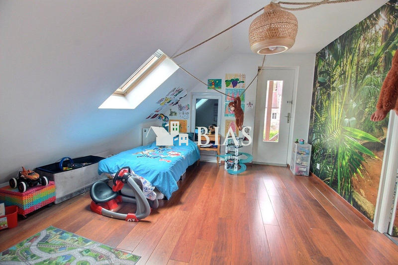 Maison - 138 m² - 6 pièces