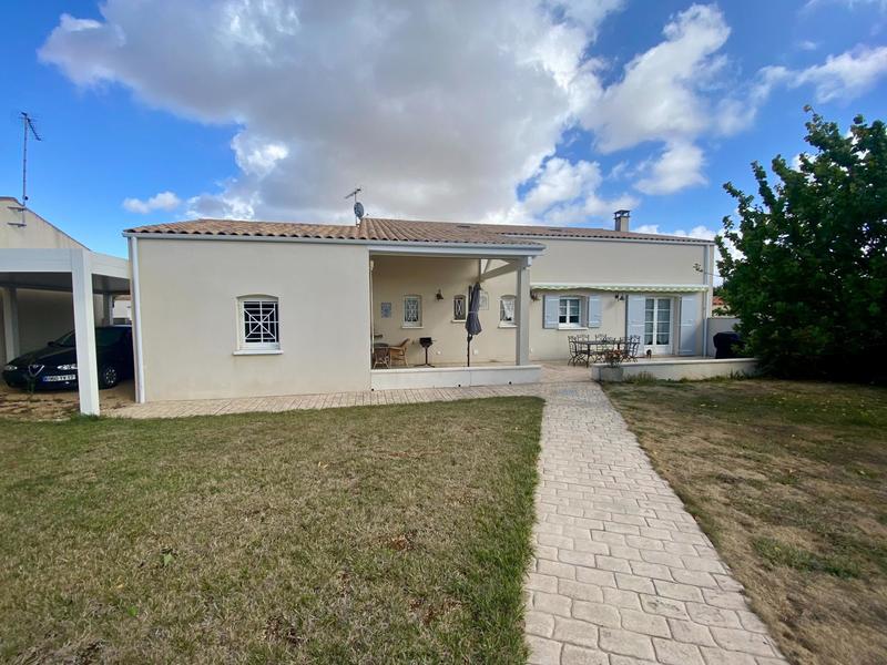 Maison - 183 m² - 8 pièces