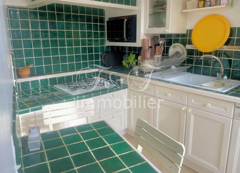 Appartement - 104 m² - 2 pièces