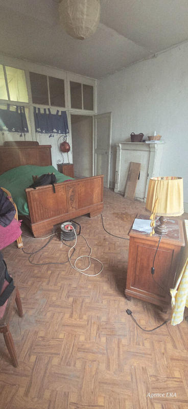 Maison - 215 m² - 8 pièces