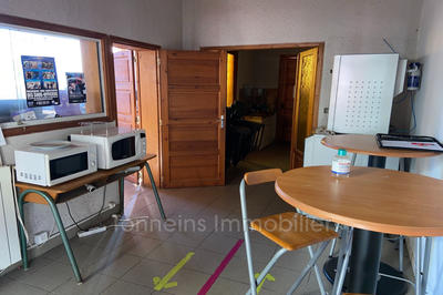 Maison - 314 m² - 13 pièces