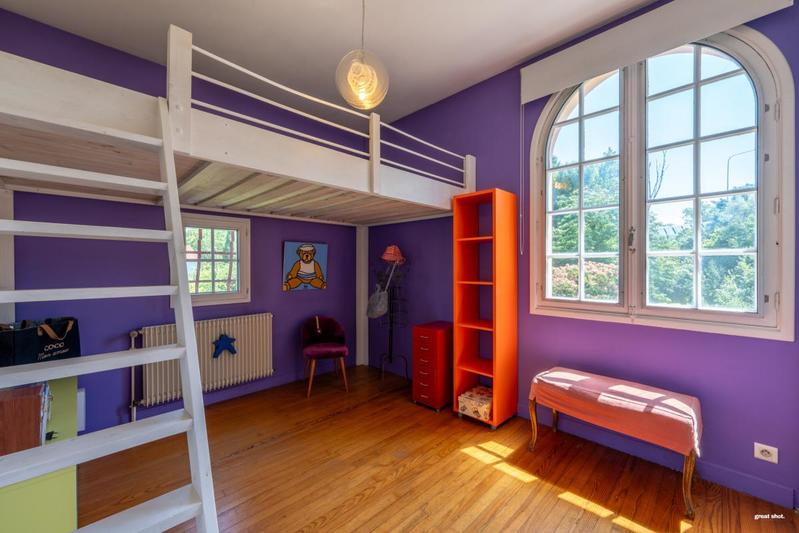 Maison - 200 m² - 5 pièces