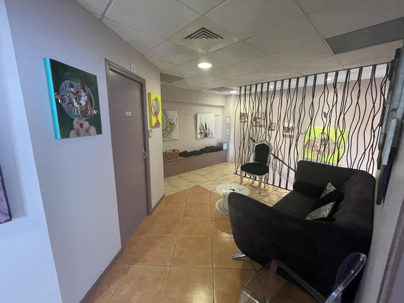 Local commercial - 146 m²