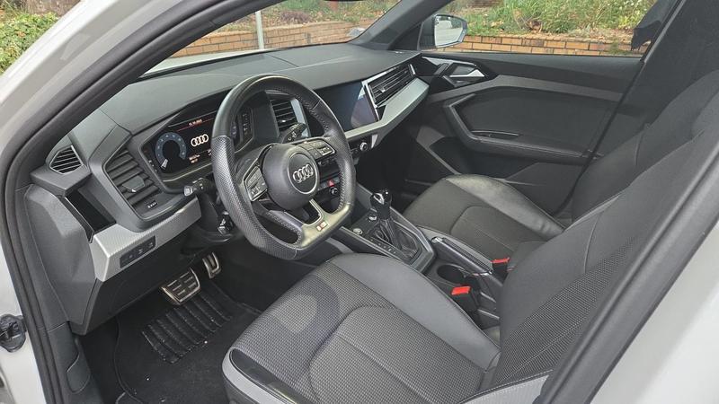 Audi A1 sportback 1.0 Tfsi 116 s-Tronic7 s line - Entretien constructeur