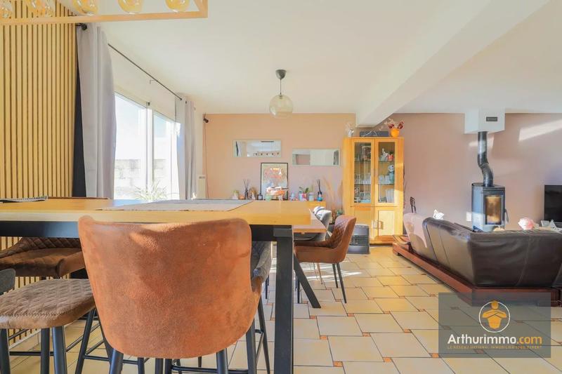 Maison - 122 m² - 7 pièces