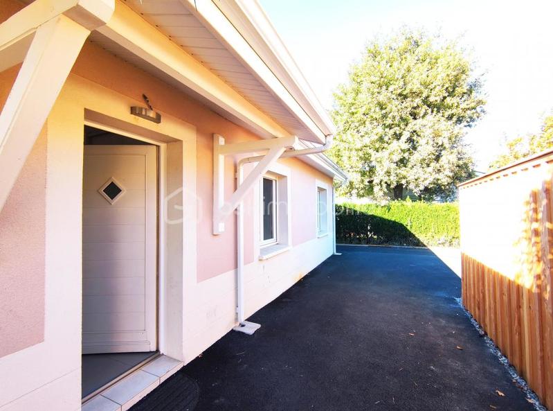 Pavillon - 111 m² - 5 pièces