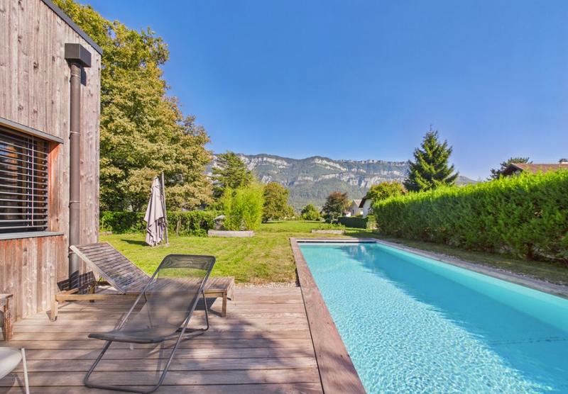 Villa - 233 m² - 8 pièces