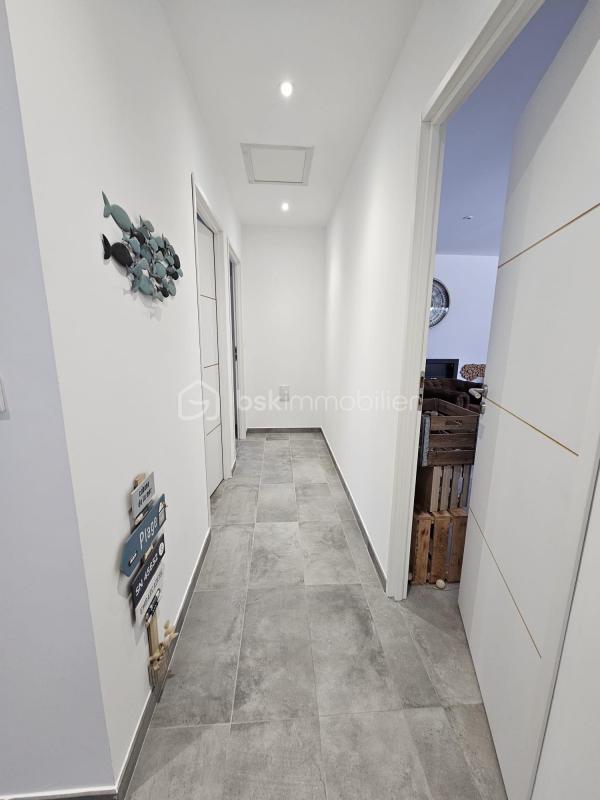 Maison - 210 m² - 10 pièces