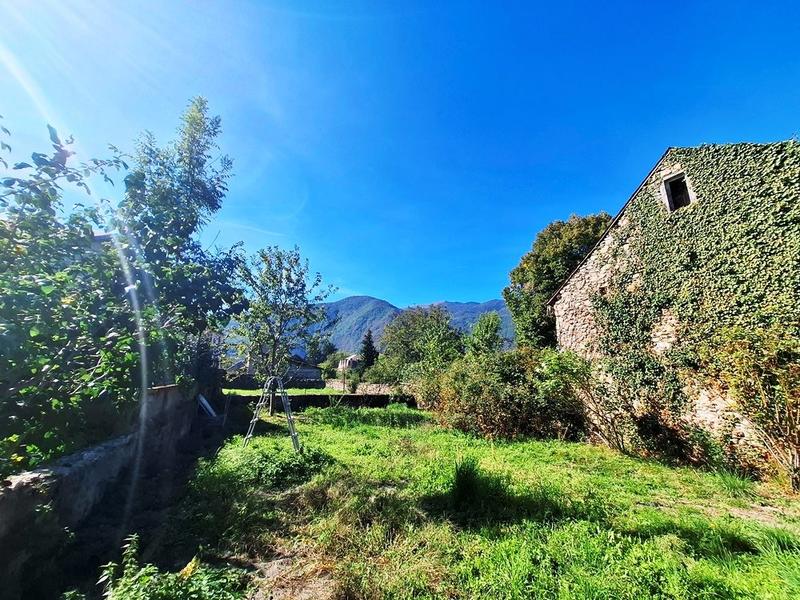 Maison traditionnelle - 240 m² - 11 pièces