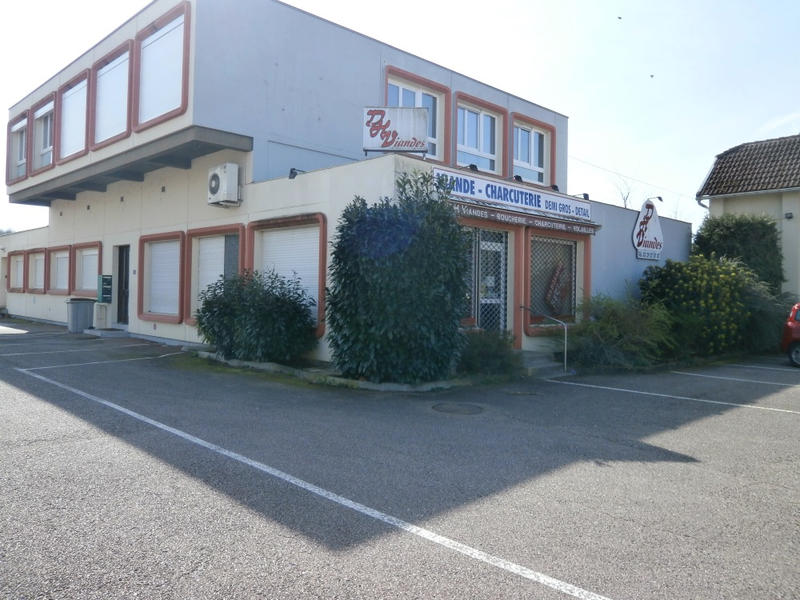 Local commercial - 211 m² - 4 pièces