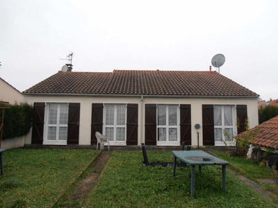 Maison - 90 m² - 4 pièces