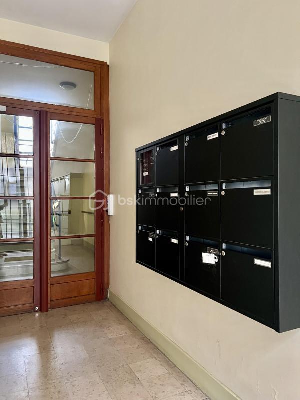 Loft - 81 m² - 4 pièces