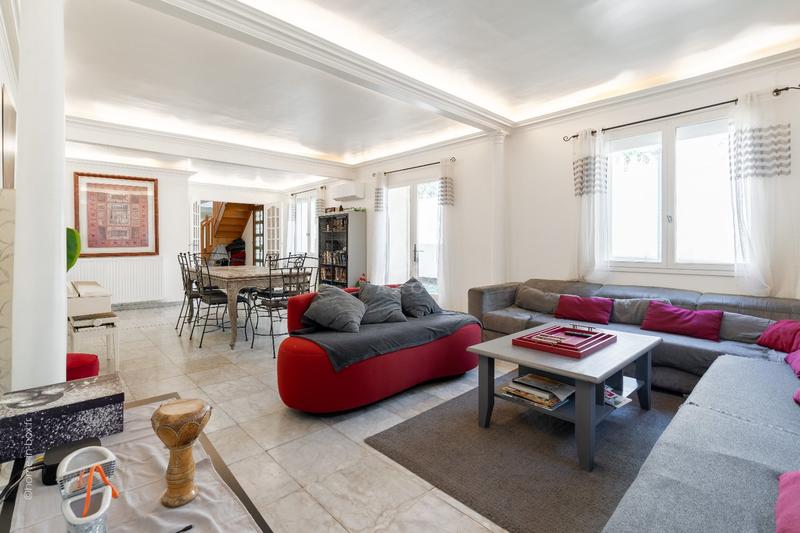 Maison - 178 m² - 6 pièces